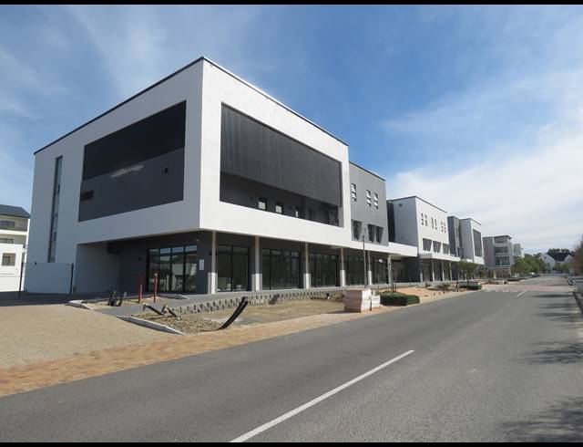 152.90M² MEDICAL SUITE TO LET IN PAARDEVLEI
